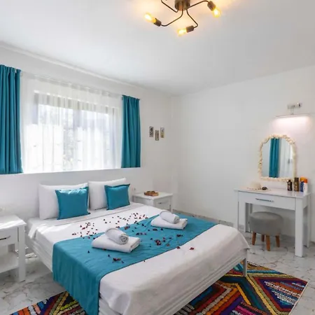 Uzumlu Village 1 Bedroom 6387 Villa Kalkan