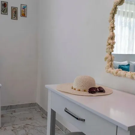 Villa Uzumlu Village 1 Bedroom With Private Garden And Pool *