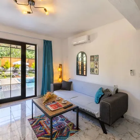 Uzumlu Village 1 Bedroom With Private Garden And Pool * Kalkan