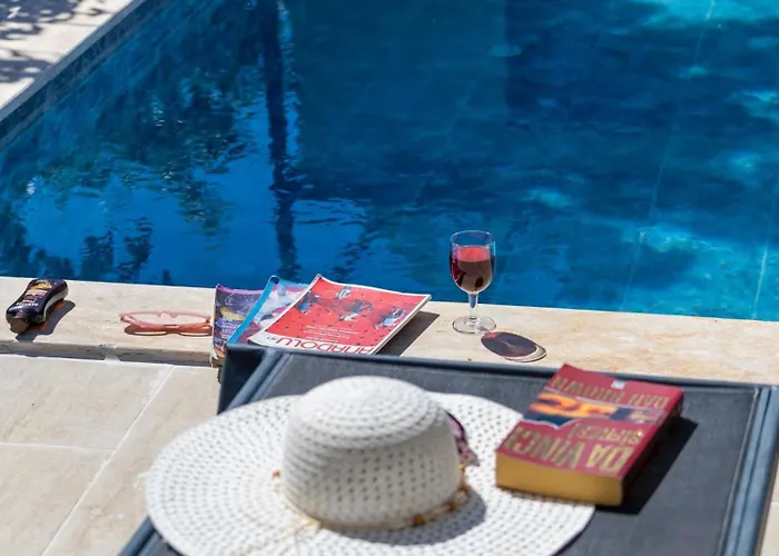 Villa Uzumlu Village 1 Bedroom With Private Garden And Pool